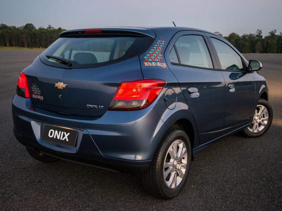  Chevrolet Onix Lollapalooza 2014 года  (фото 2 из 27)